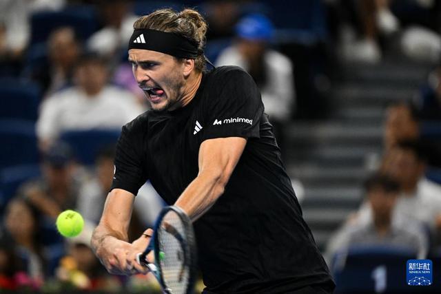 德国网球队爆冷世界网球队,兹维列夫绝境逆转 德国网球队爆冷世界网球队,兹维列夫绝境逆转