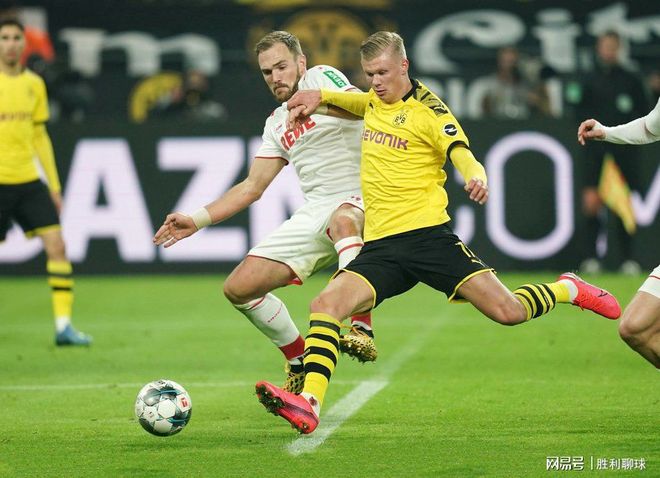 波兰血洗日本，哈兰德统治全场