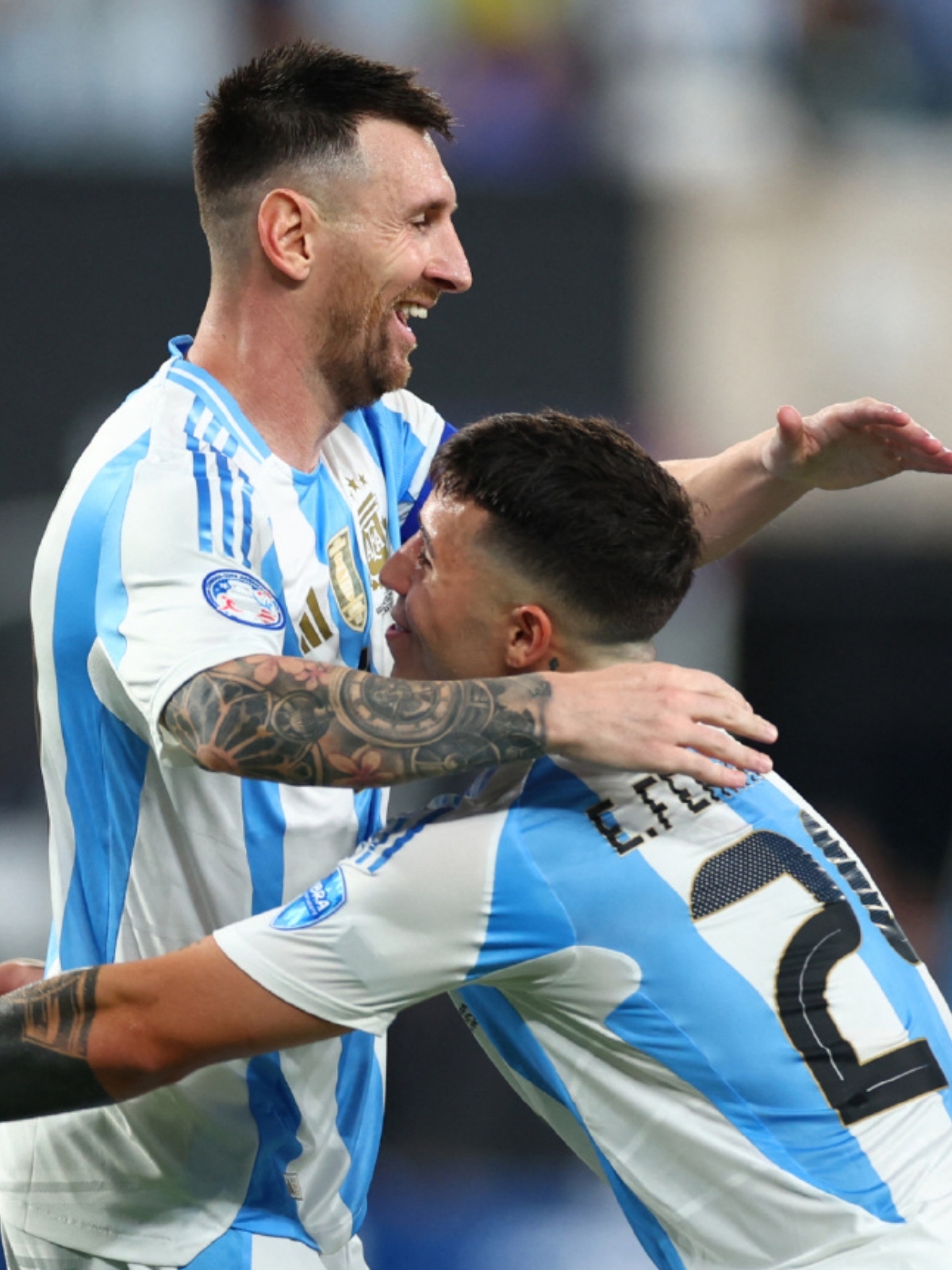 阿根廷绝杀罗马，范戴克扛起全队