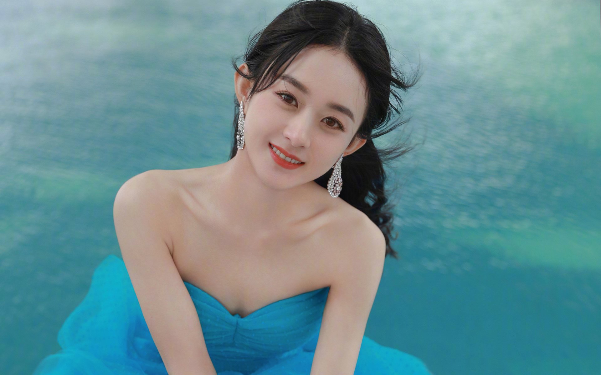 跨界主宰，布克的双重赛道—从篮球硬地到F1争冠的接管艺术