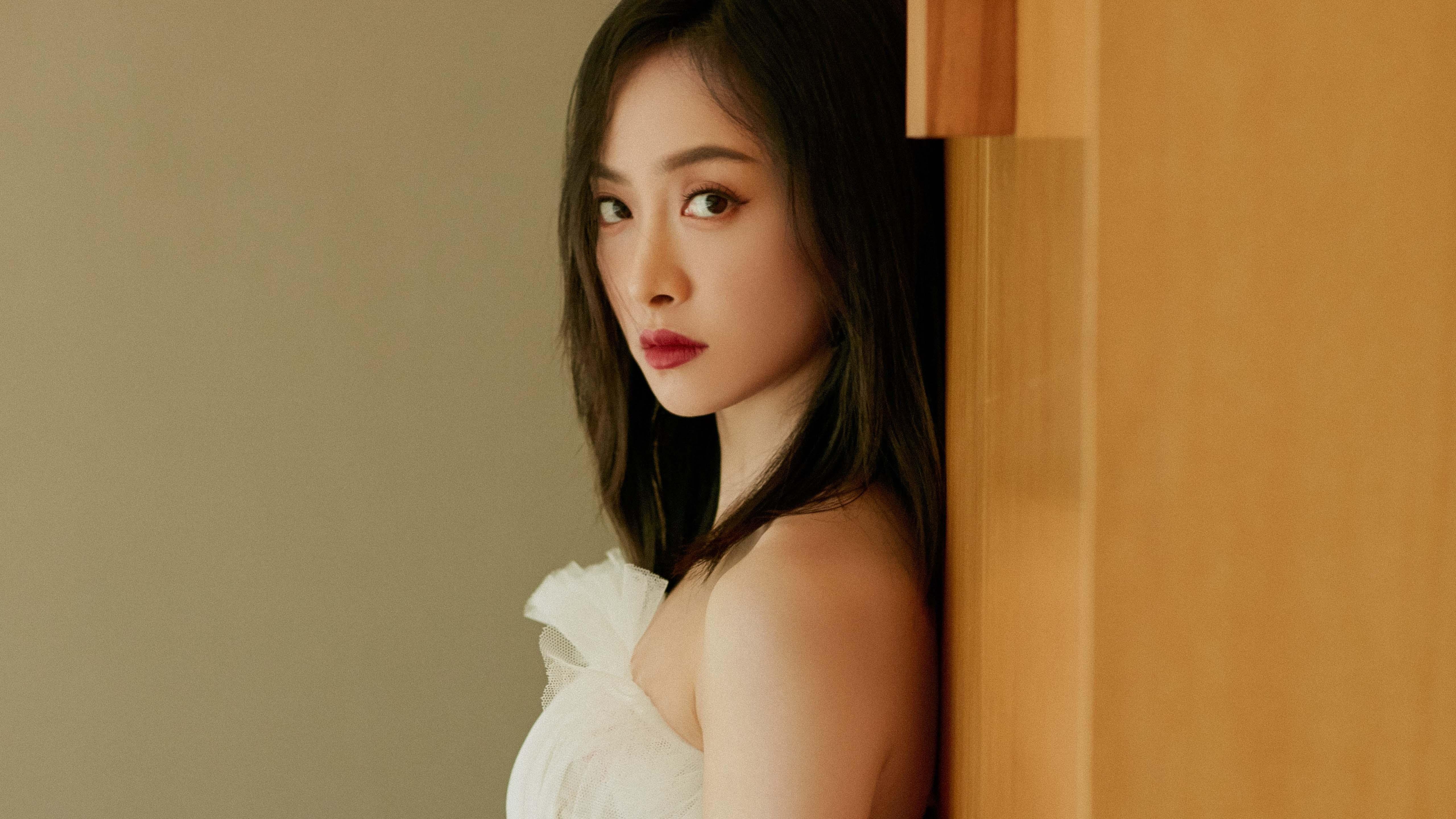 双城记，当比利时钢铁防线碾碎冰岛童话，基耶萨在慕尼黑加冕为王